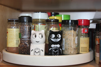 NEW: Kit-Cat Handpainted Salt & Pepper Shakers