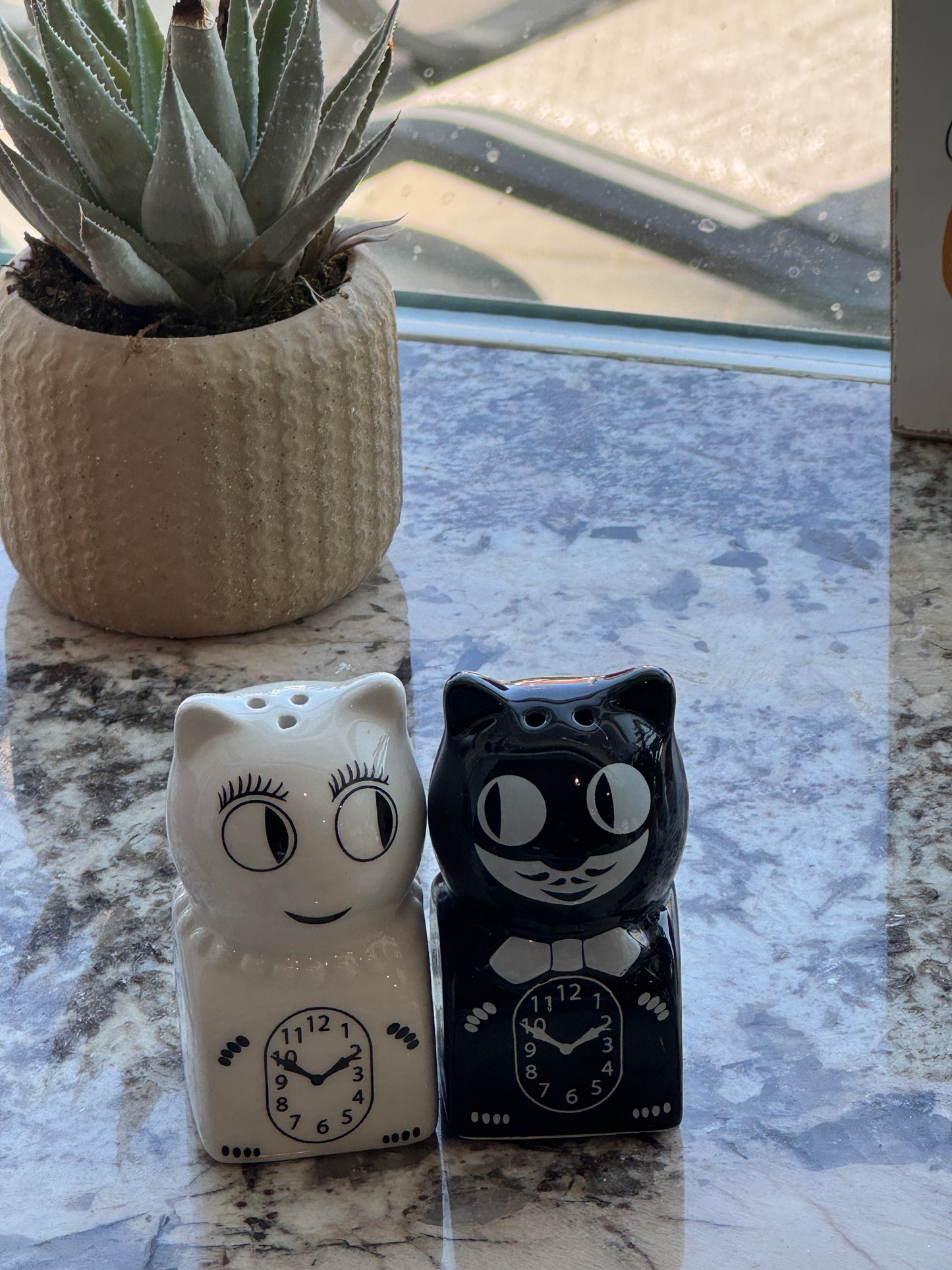 NEW: Kit-Cat Handpainted Salt & Pepper Shakers